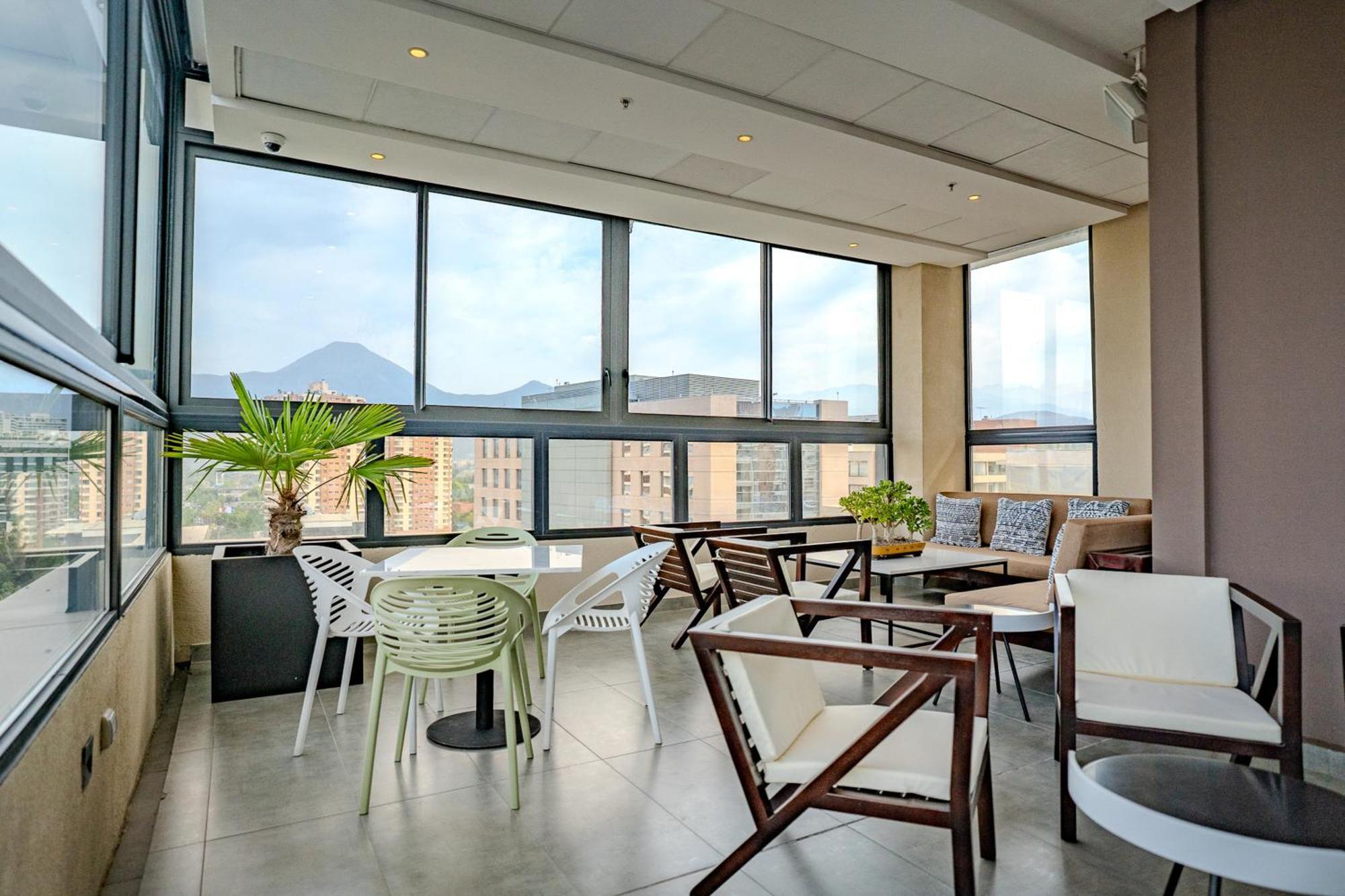Hampton By Hilton Santiago Las Condes Exterior foto